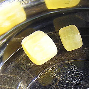 Calcite, Amber